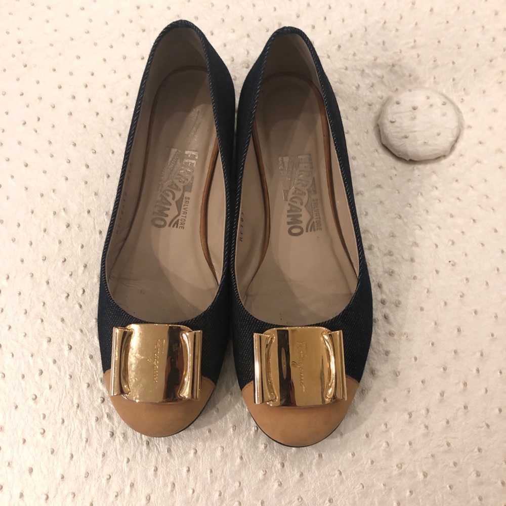 Salvatore Ferragamo Flats. Truly adorable!!